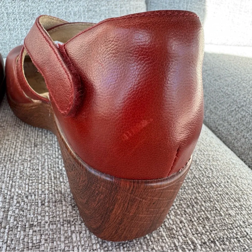 Alegria Savina Red Leather Wedge Sandals Size 40